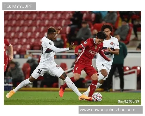 鹿特丹斯主场迎战坎布尔双方争夺积分大战精彩上演